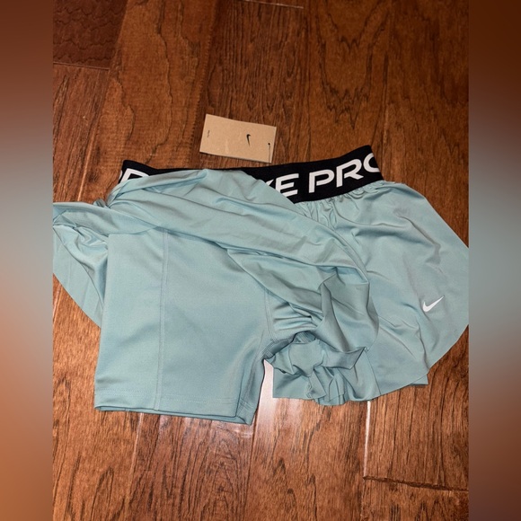 NWT Nike Pro Girls Skort and Tank Set Dri Fit size XL. Cannon - Picture 8 of 8